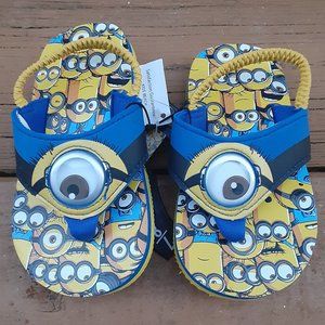 DESPICABLE ME BEACH SANDALS - NEW!